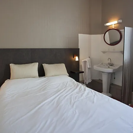 Hotel Au Bon Accueil *